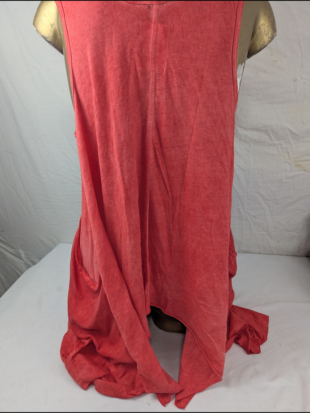 Vocal Women’s Red Bling Sleeveless Tunic with Fleur-de-Lis Wing Design Medium - Picture 2 of 9
